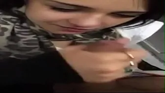He tempts his neighbor, the lioness, to take her off, to fuck her, and to photograph her
