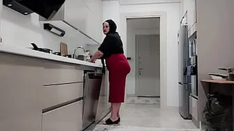 my beautiful arabian stepmom is flirting with me.