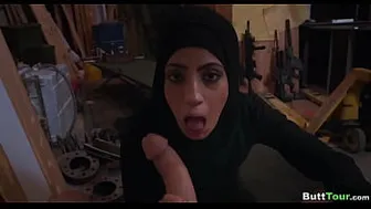 Sexy Arab Sucks His Dick